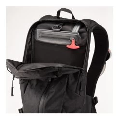 Enduro Hydration Pack -Therabody Store Enduro Detail 04