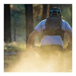 Enduro Hydration Pack -Therabody Store Enduro Detail 08