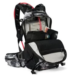 Uswe Shred 16 38 Uswe Shred 16 -Therabody Store USWE SHRED 16 CAMO GREY 21601145 009