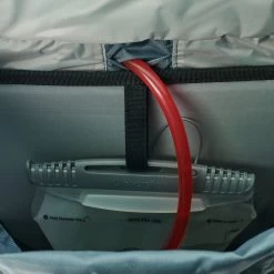 Uswe Tracker Daypack 30L -Therabody Store USWE TRACKER 30 BLUE 2300204804 005